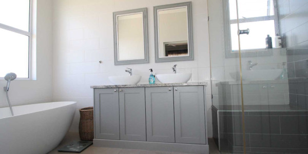 House to let in Swakopmund from October 2024