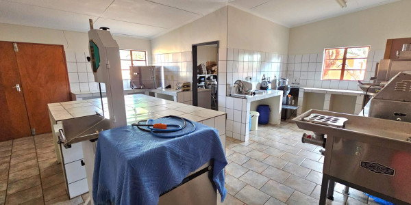 Ultimate Game Farm Retreat - 5376 Hectare Ranch / Farm in Okahandja 140km North East of Windhoek