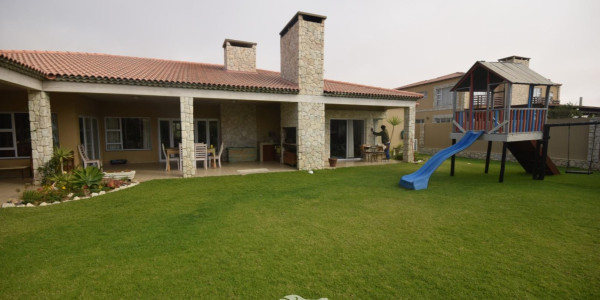 ROSSMUND, SWAKOPMUND HOUSE IS FOR SALE