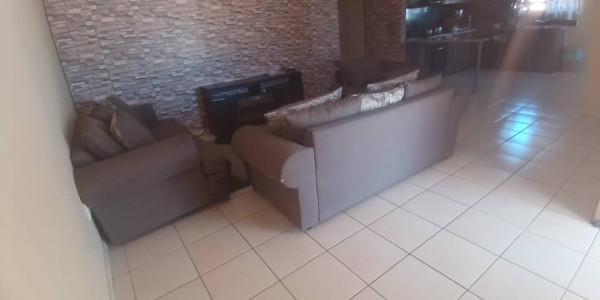 ‼️‼️ Buy a 3 bedroom house for sale in Rundu???? Sauyemwa Elia Neromba side (FNB) houses. Main bedroom with ensuite. ✅️ 3 bedrooms. Selling at N$ 850 000 ✅️ 2 bat