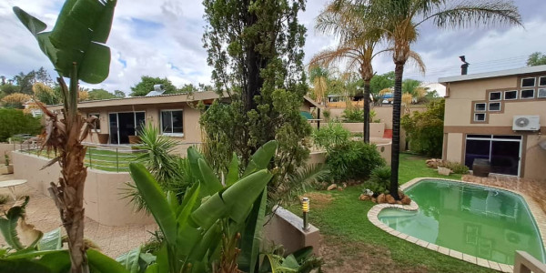 PRESTIGIOUS LARGE HOUSE FOR SALE IN KLEIN WINDHOEK.