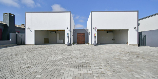 Ext 11, Sun Bay, Henties Bay:  A BRAND NEW 3 BEDR MARVEL FOR SALE