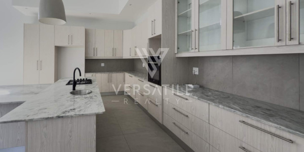 Stunning newly built home, walking distance from the sea and shopping mall.