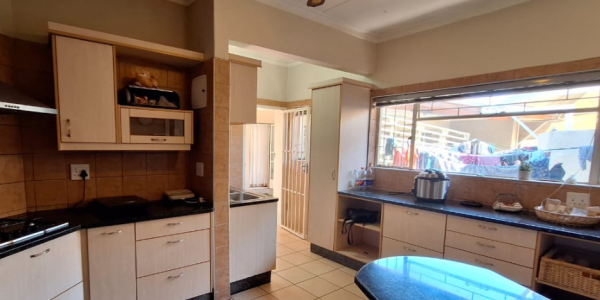 FOR SALE | KLEIN WINDHOEK