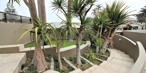 LUXURY SEA VIEW HOUSE FOR SALE IN CUL DE SAC - CENTRAL SWAKOPMUND