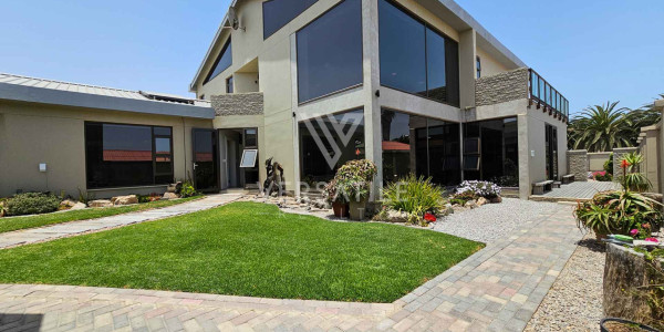 Sea View Luxury in Central Swakopmund.