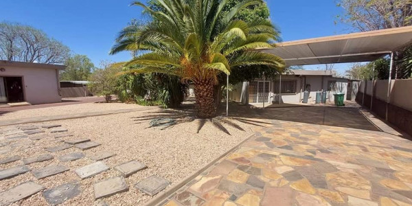 Pionierspark Gem: Spacious 4-Bed Home with Pool & Flat for N$3.9m!