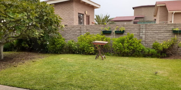 BEAUTIFUL FAMILY HOME FOR SALE IN HENTIES BAY