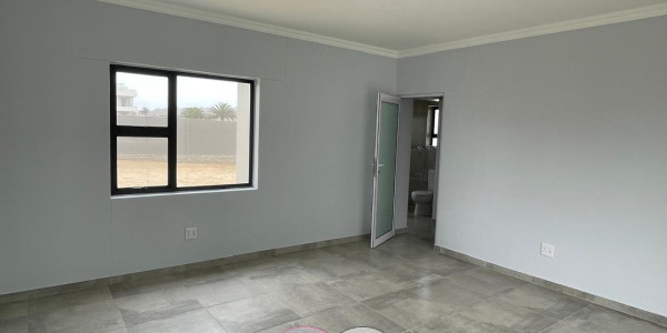 SWAKOPMUND / BRAND NEW / COMPLETION JANUARY 2025