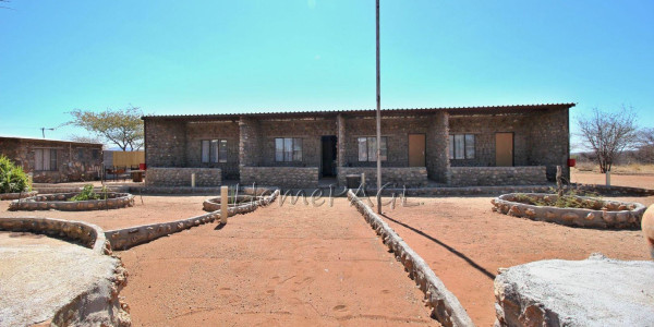 Otjiwarongo, Agricultural Smallholding is for sale