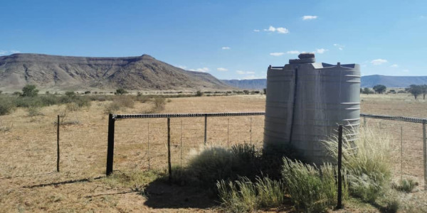 GORGEOUS FARM FOR SALE IN THE SOUTH OF NAMIBIA - KARRAS REGION