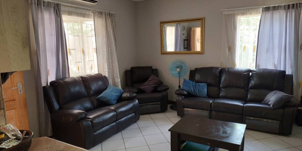 A beautiful 3 bedroom free standing house for sale in Rockycrest, windhoek, selling at N$ 1400 000