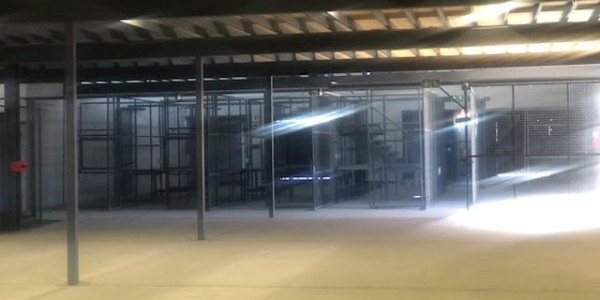 Neat warehouse to rent Properita