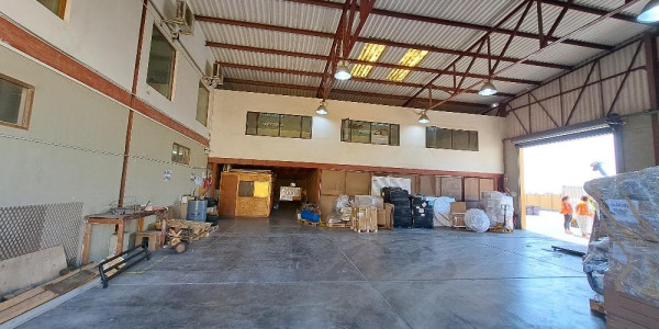 Heavy Industrial Warehouse close to Fishing Factories selling as PTY