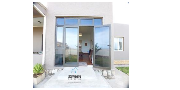 Sea front house with flat For sale Swakopmund Fixer upper